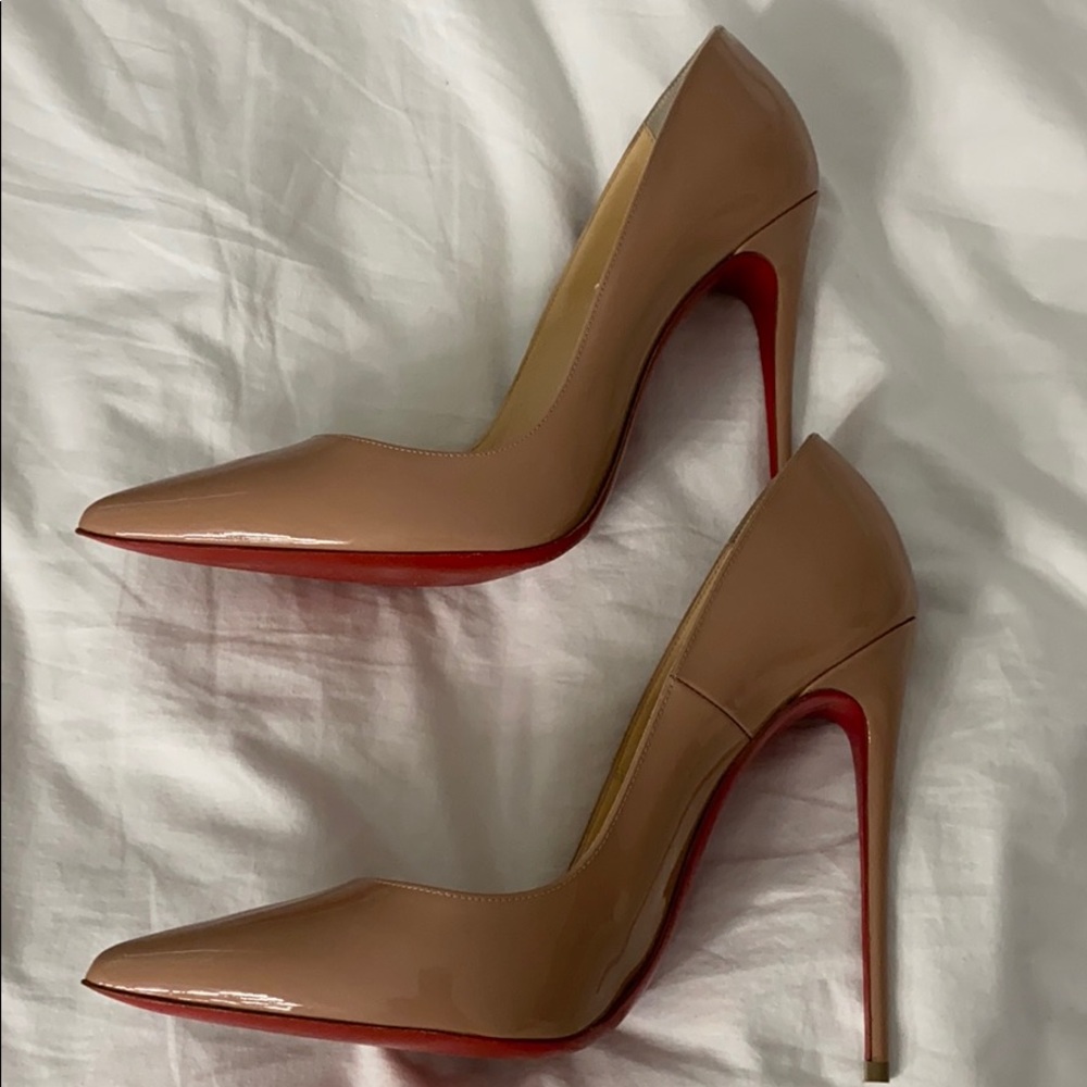 Unworn So Kate Nude Christian Louboutin Euro 40